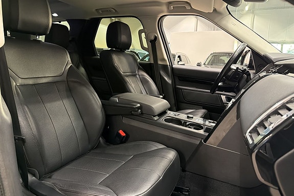 Land Rover Discovery 19 of 26