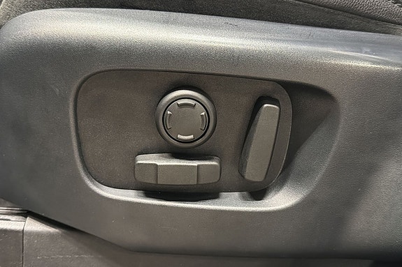 Land Rover Discovery 18 of 26
