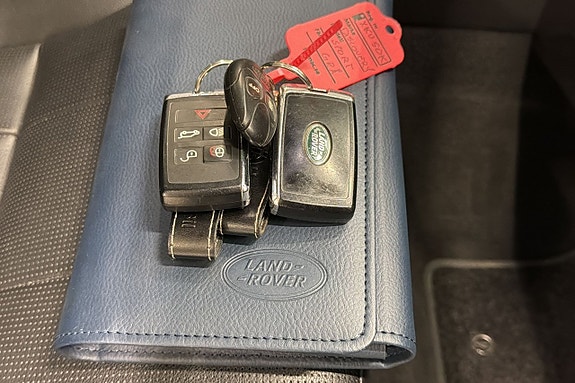 Land Rover Discovery 26 of 26