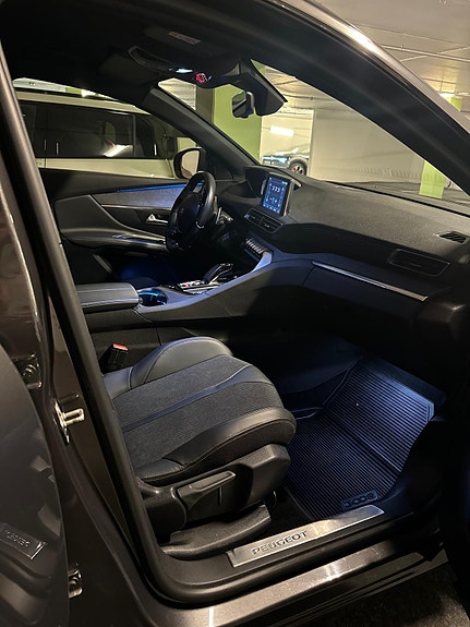 Peugeot 3008 4 of 13