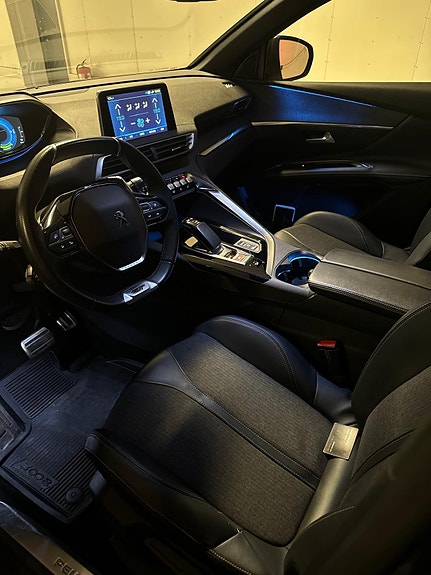 Peugeot 3008 9 of 13