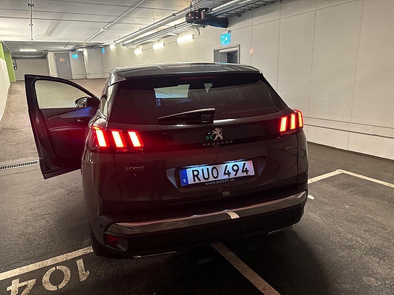 Peugeot 3008 2 of 13