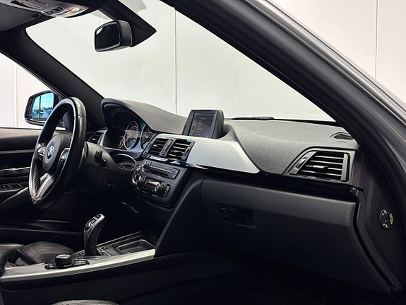 BMW 330d 26 of 27