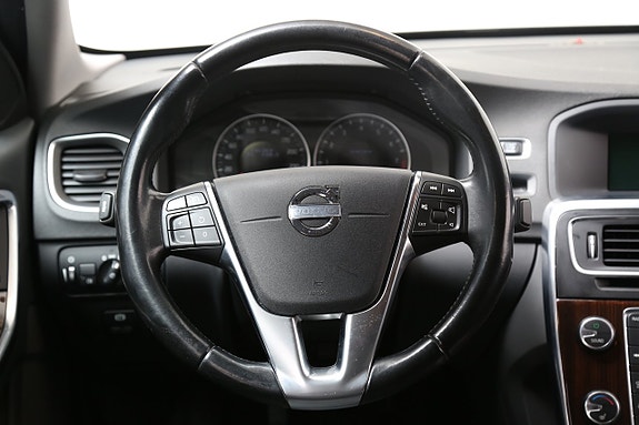 Volvo S60 15 of 24