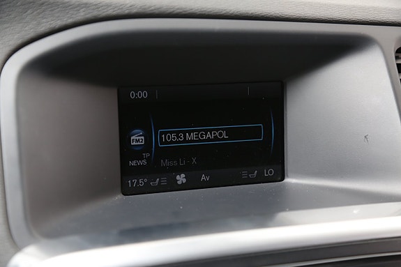Volvo S60 18 of 24