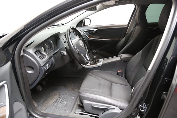 Volvo S60 10 of 24