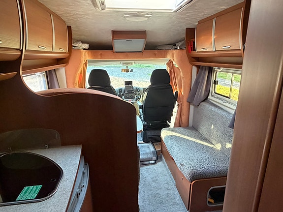 Elnagh Duke 450L 19 of 21