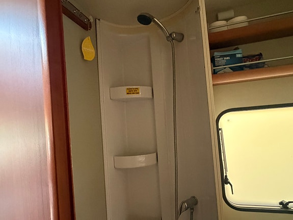Elnagh Duke 450L 14 of 21