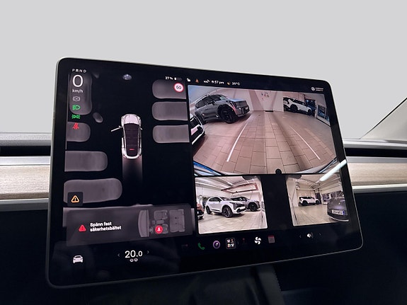 Tesla Model Y 17 of 17