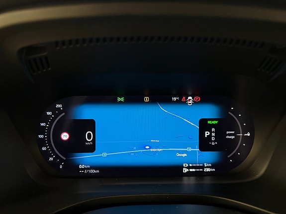 Volvo XC60 12 of 21