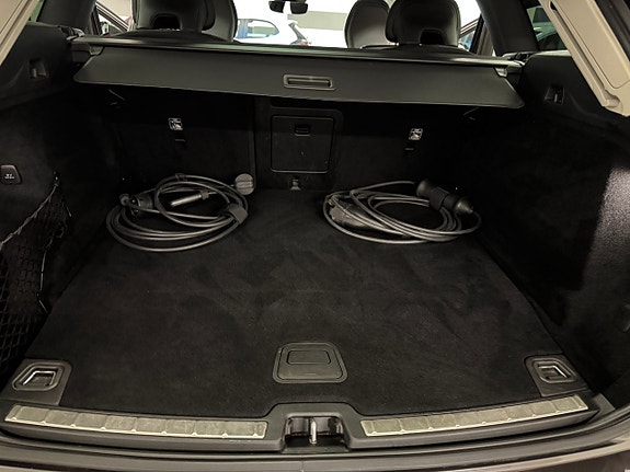 Volvo XC60 17 of 21