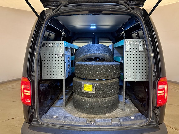 Volkswagen Caddy Maxi 11 of 13