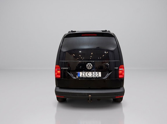 Volkswagen Caddy Maxi 6 of 13