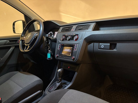 Volkswagen Caddy Maxi 9 of 13