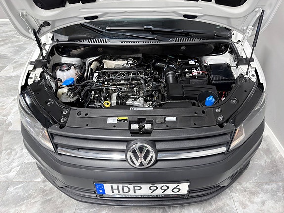 Volkswagen Caddy Maxi 15 of 23