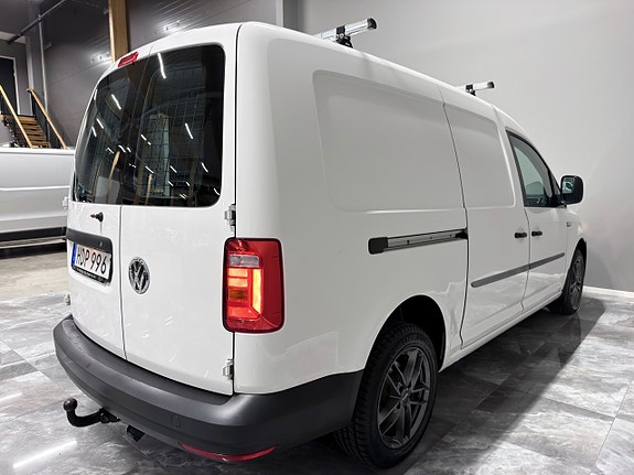 Volkswagen Caddy Maxi 9 of 23