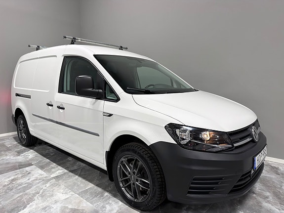 Volkswagen Caddy Maxi 12 of 23
