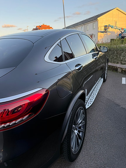Mercedes-Benz GLC300 d 4 of 13