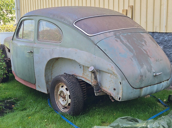 Volvo PV 3 of 4
