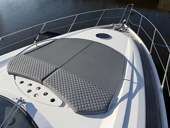 Sunseeker Manhattan 64 3 of 12