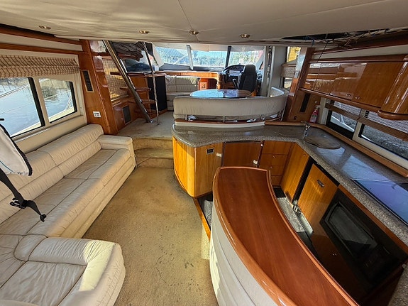 Sunseeker Manhattan 64 8 of 12
