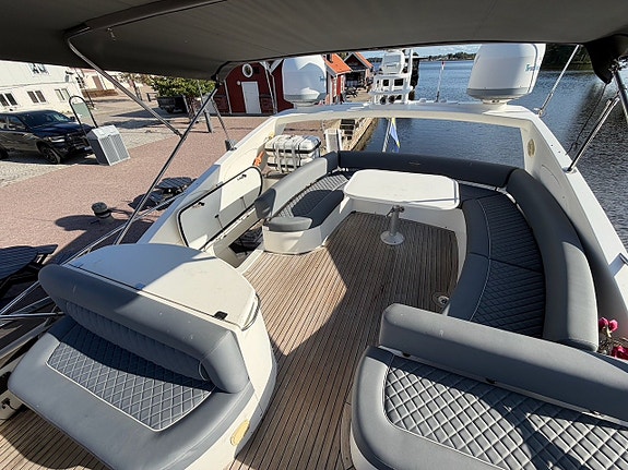 Sunseeker Manhattan 64 5 of 12