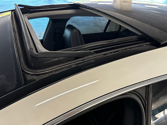 Mercedes-Benz CLA200 18 of 22