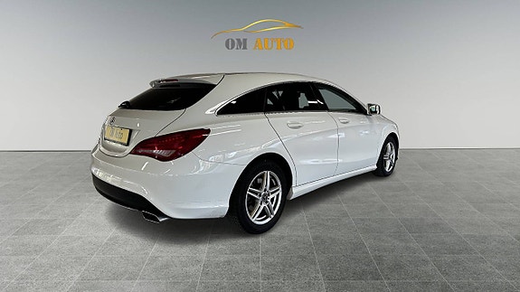 Mercedes-Benz CLA200 4 of 22