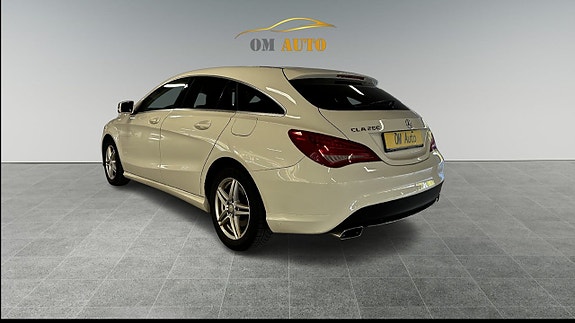 Mercedes-Benz CLA200 2 of 22