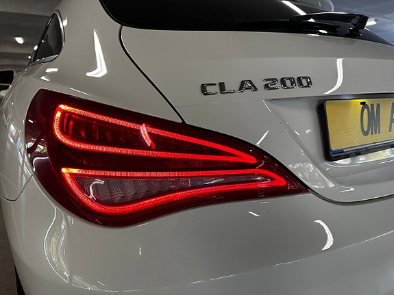 Mercedes-Benz CLA200 17 of 22