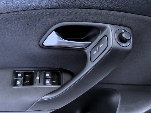 Volkswagen Polo 7 of 14