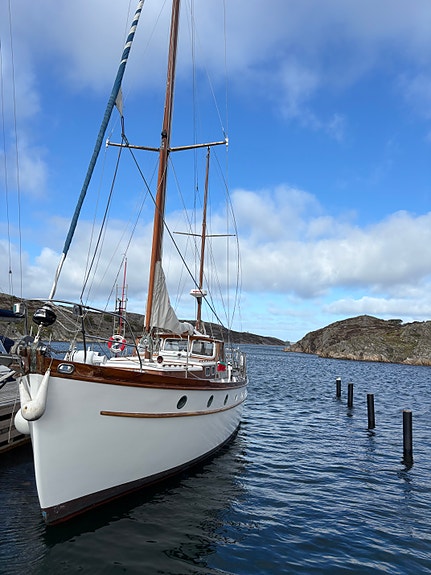 Motorseglare Ketch designad av Arthur C Robb, långseglare/bobåt/kustkryssare 10 of 25