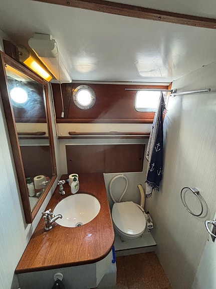 Motorseglare Ketch designad av Arthur C Robb, långseglare/bobåt/kustkryssare 13 of 25