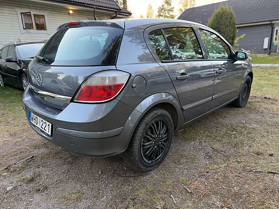 Opel Astra 5 of 16
