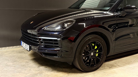 Porsche Cayenne 7 of 30