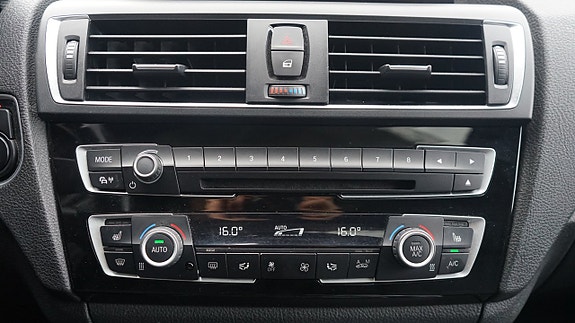 BMW 125i 17 of 21