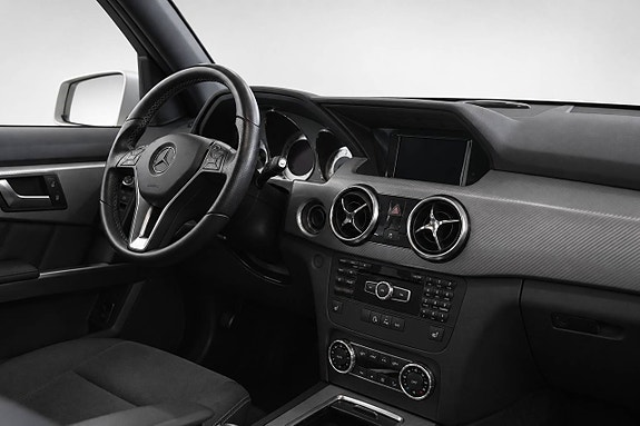 Mercedes-Benz GLK220 15 of 25