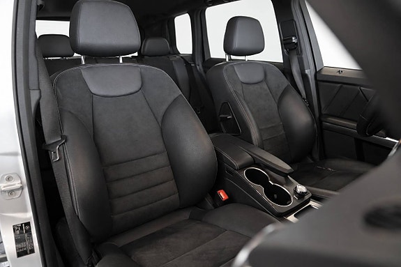 Mercedes-Benz GLK220 12 of 25