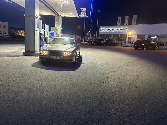 BMW 525i 5 of 19