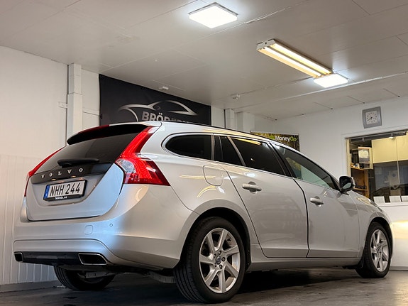 Volvo V60 12 of 26