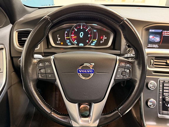 Volvo V60 18 of 26