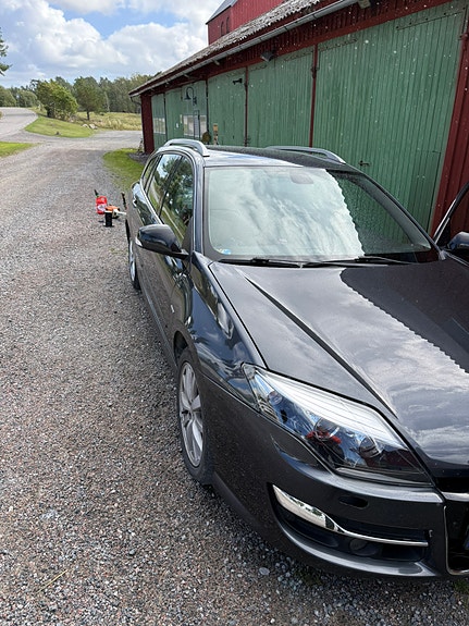 Renault Laguna 2 of 7