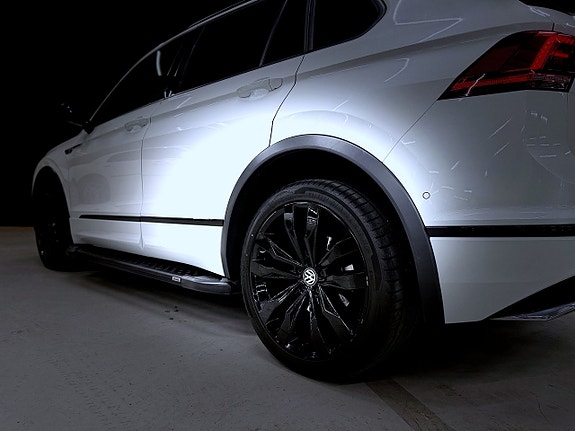 Volkswagen Tiguan 29 of 29