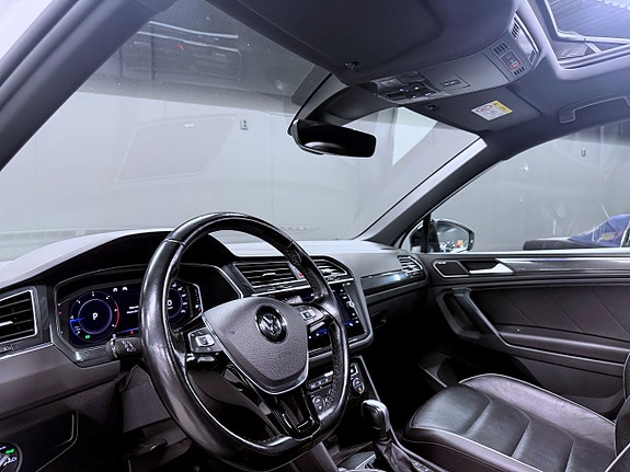 Volkswagen Tiguan 19 of 29