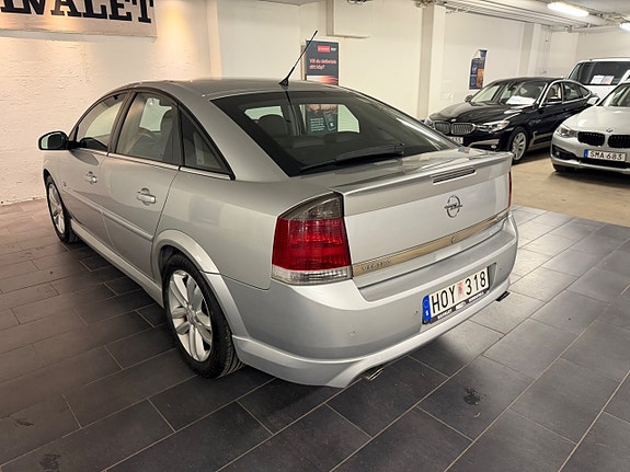 Opel Vectra 5 of 12