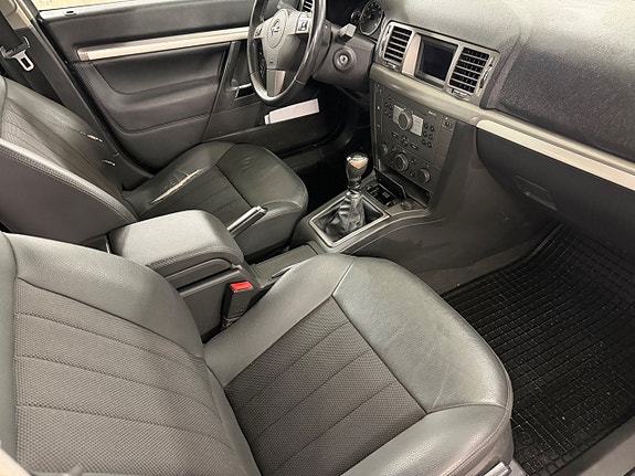 Opel Vectra 10 of 12