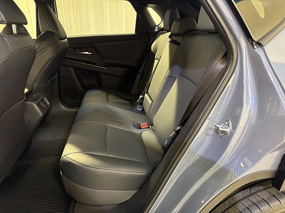 Subaru Solterra 13 of 16