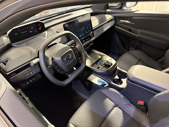 Subaru Solterra 10 of 16