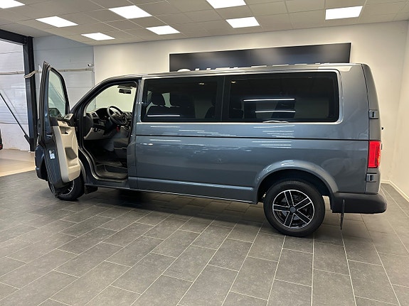 Volkswagen Caravelle 3 of 26