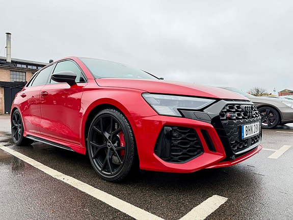 Audi RS3 2 of 11